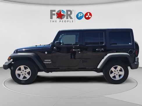 Used 2017 Jeep Wrangler Unlimited Sport w/ Quick Order Package 24S AWD/4WD image 2