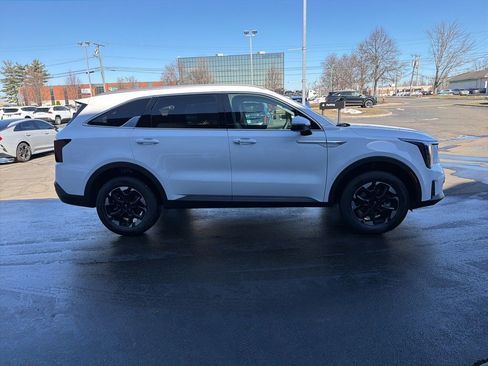 New 2026 Kia Sorento S AWD/4WD image 5