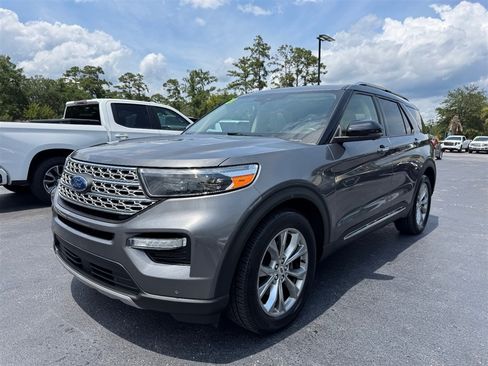 Used 2021 Ford Explorer Limited w/ Equipment Group 301A RWD image 4