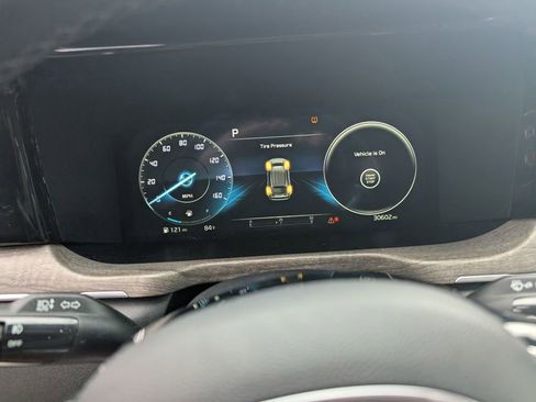 Used 2023 Kia Sorento SX Prestige image 20