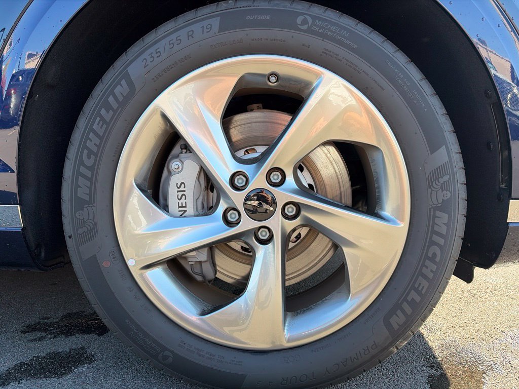Used 2026 Genesis GV70 2.5T Select AWD/4WD image 24
