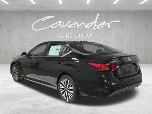 New 2026 Nissan Altima 2.5 SV FWD image 15