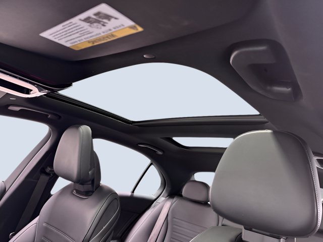 Used 2023 Mercedes-Benz C 300 4MATIC Sedan image 29