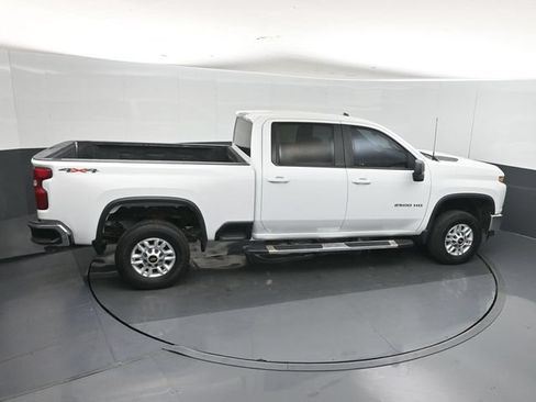 Used 2022 Chevrolet Silverado 2500 LT AWD/4WD image 30