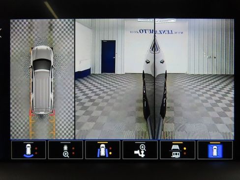 Used 2023 Chevrolet Tahoe RST image 21