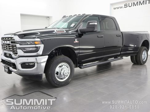 New 2026 RAM 3500 Tradesman image 7