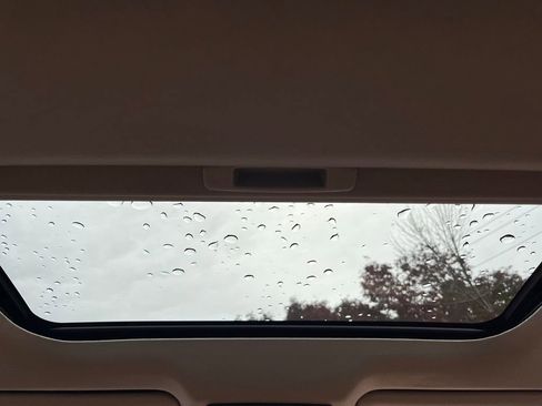 New 2025 Nissan Sentra SV w/ SV Premium Package image 18