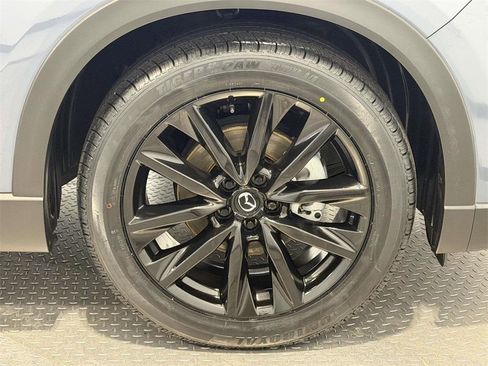 Used 2023 MAZDA CX-9 Carbon Edition image 8