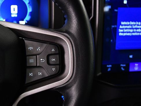 Used 2025 Ford Bronco Badlands image 20