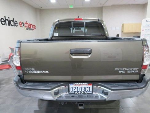 Used 2012 Toyota Tacoma PreRunner image 39