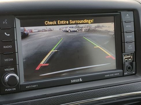 Used 2017 Dodge Grand Caravan SXT image 35