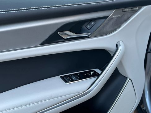 Used 2025 Jaguar F-PACE R-Dynamic S image 16