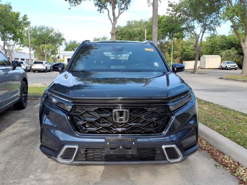 Used 2023 Honda CR-V Sport Touring image 2