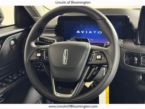 New 2026 Lincoln Aviator AWD image 22