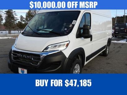 New 2025 RAM ProMaster 2500 w/ Quick Order Package 22G SLT