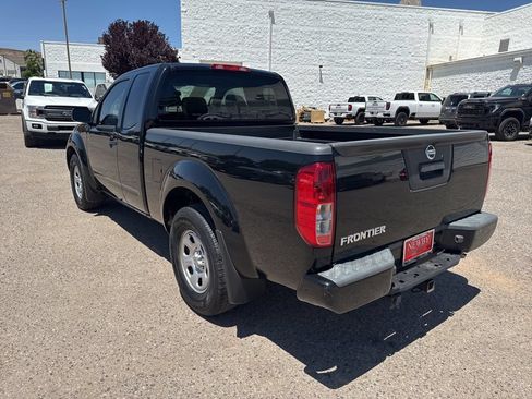 Used 2021 Nissan Frontier S RWD image 7