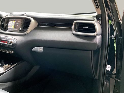 Used 2019 Kia Sorento SX w/ SX Touring Package AWD/4WD image 18