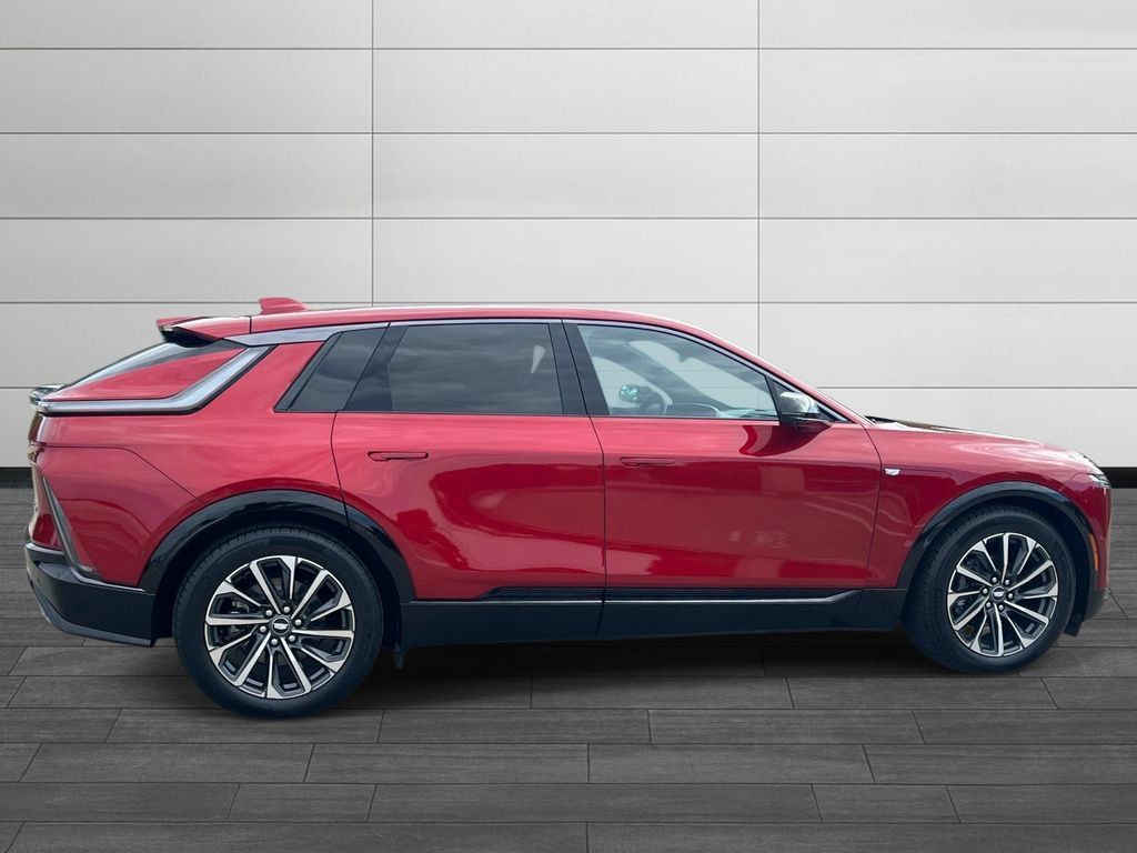 Certified 2024 Cadillac Lyriq Sport AWD/4WD image 6