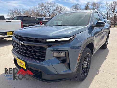 New 2026 Chevrolet Traverse LT w/ Midnight/Sport Edition image 1