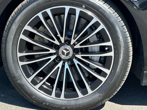 Certified 2024 Mercedes-Benz S 580 4MATIC Sedan image 33