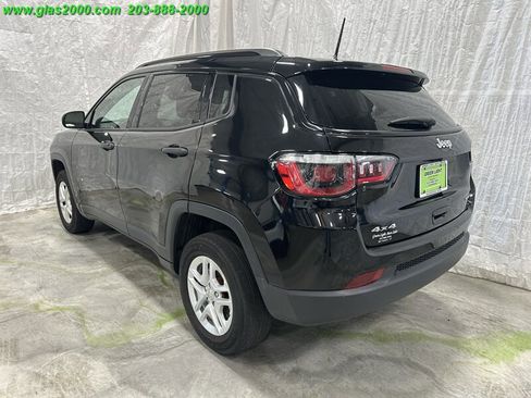 Used 2018 Jeep Compass Sport AWD/4WD image 7