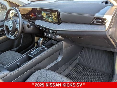 Certified 2025 Nissan Kicks SV w/ SV Premium Package AWD/4WD image 39