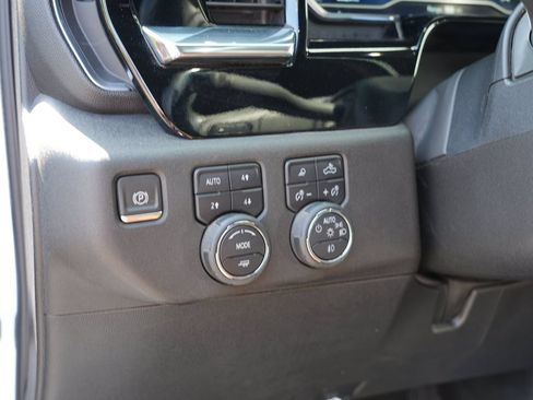 Certified 2024 Chevrolet Silverado 3500 High Country w/ LPO, Dark Essentials Package AWD/4WD image 16
