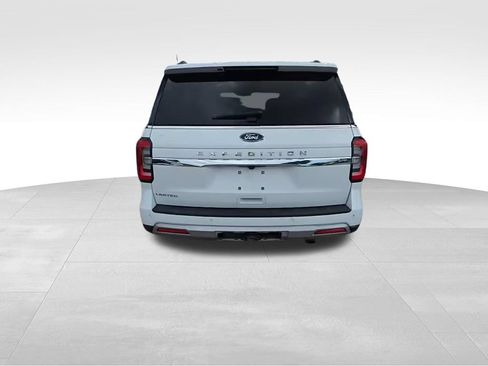 Used 2024 Ford Expedition Limited AWD/4WD image 5