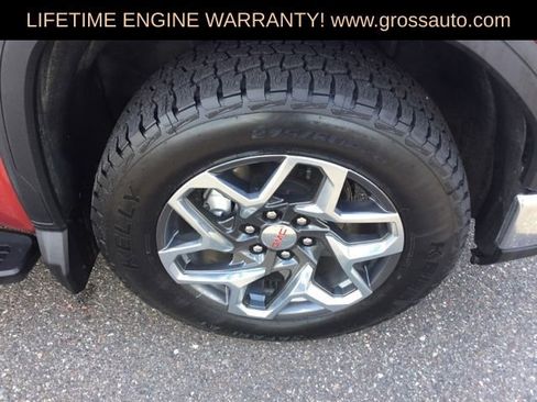 Used 2024 GMC Sierra 1500 SLT w/ SLT Premium Plus Package AWD/4WD image 11