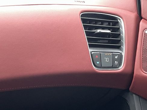 Used 2018 Chevrolet Corvette Z06 image 18