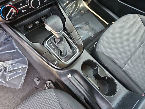 Used 2024 Kia Soul LX w/ Option Group 015 FWD image 23