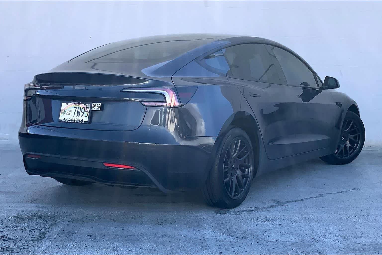 Used 2024 Tesla Model 3 Standard Range RWD image 22