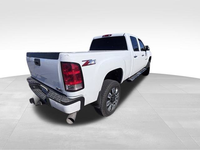 Used 2014 GMC Sierra 2500 Denali AWD/4WD image 2