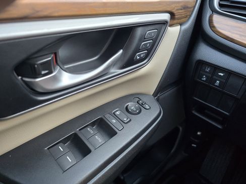 Used 2019 Honda CR-V Touring image 21