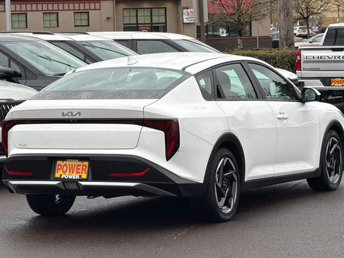 Certified 2025 Kia K4 EX image 4