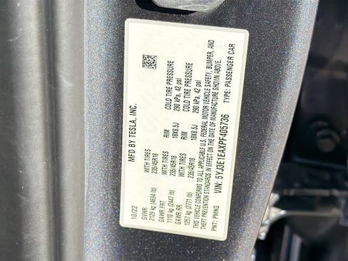 Used 2023 Tesla Model 3 Standard Range image 36