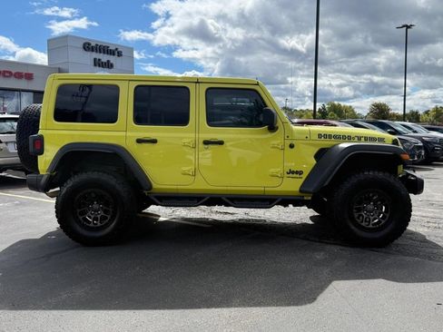 Used 2022 Jeep Wrangler Unlimited Sport AWD/4WD image 2