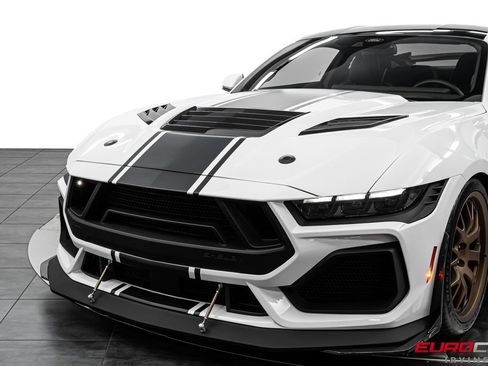Used 2025 Ford Mustang GT Premium w/ GT Performance Package RWD image 16