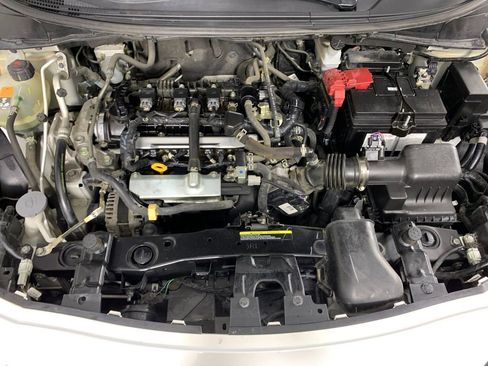 Used 2021 Nissan Versa S FWD image 11