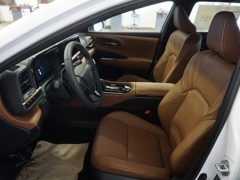 New 2026 Toyota Crown Signia Limited image 24