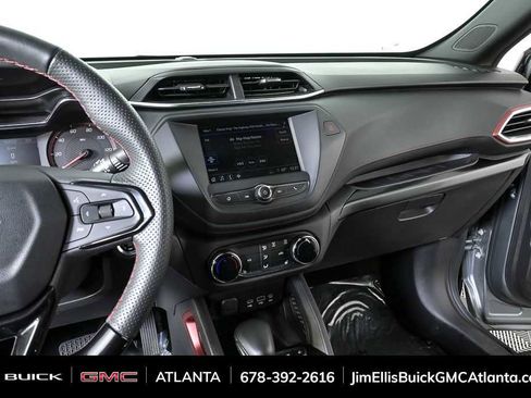 Used 2023 Chevrolet TrailBlazer RS image 12