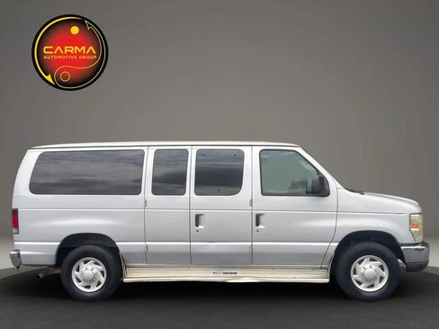 Used 2008 Ford E-350 and Econoline 350 XLT RWD image 6