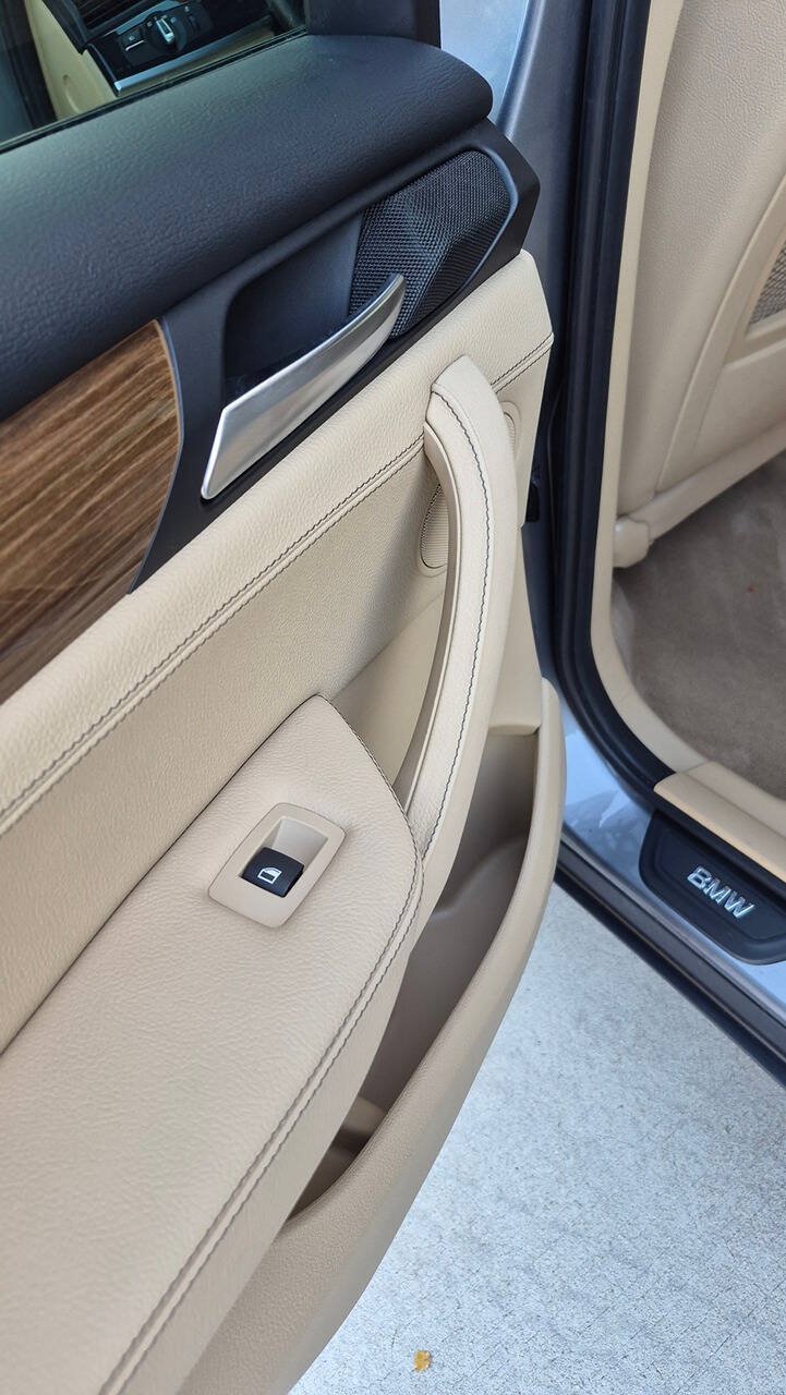 Used 2012 BMW X3 xDrive28i AWD/4WD image 45