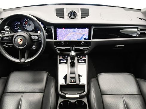 Used 2024 Porsche Macan S image 23