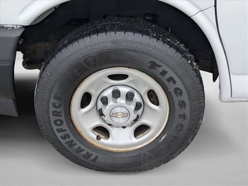 Used 2021 Chevrolet Express 2500 Extended w/ Driver Convenience Package image 22