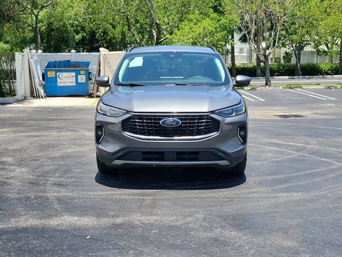Used 2023 Ford Escape Platinum FWD image 8