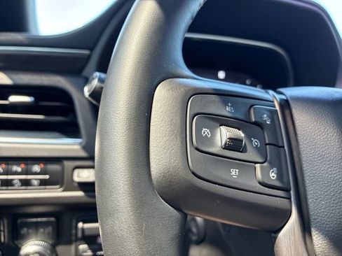 Used 2023 GMC Yukon XL AT4 w/ Technology Package AWD/4WD image 28