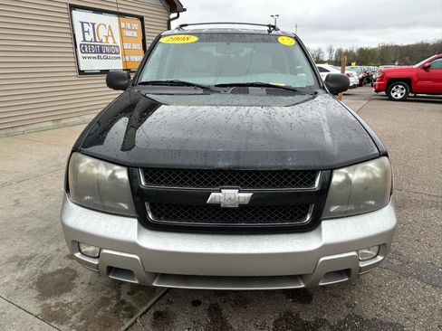 Used 2008 Chevrolet TrailBlazer LT w/ Sun And Sound Package AWD/4WD image 2