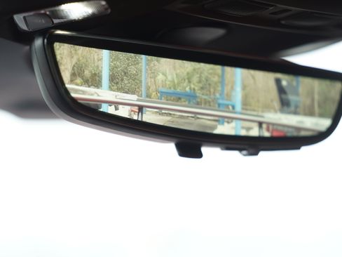 Used 2025 Chevrolet Corvette 2LT image 21