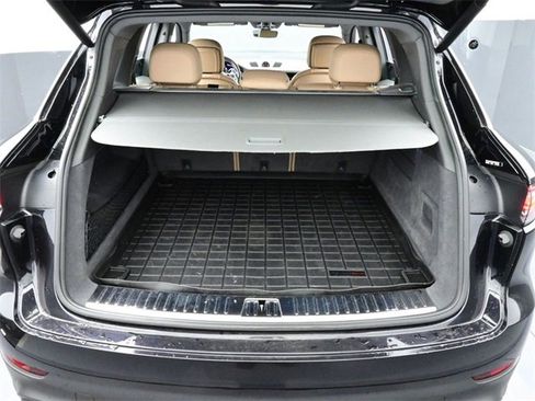Used 2020 Porsche Cayenne image 16